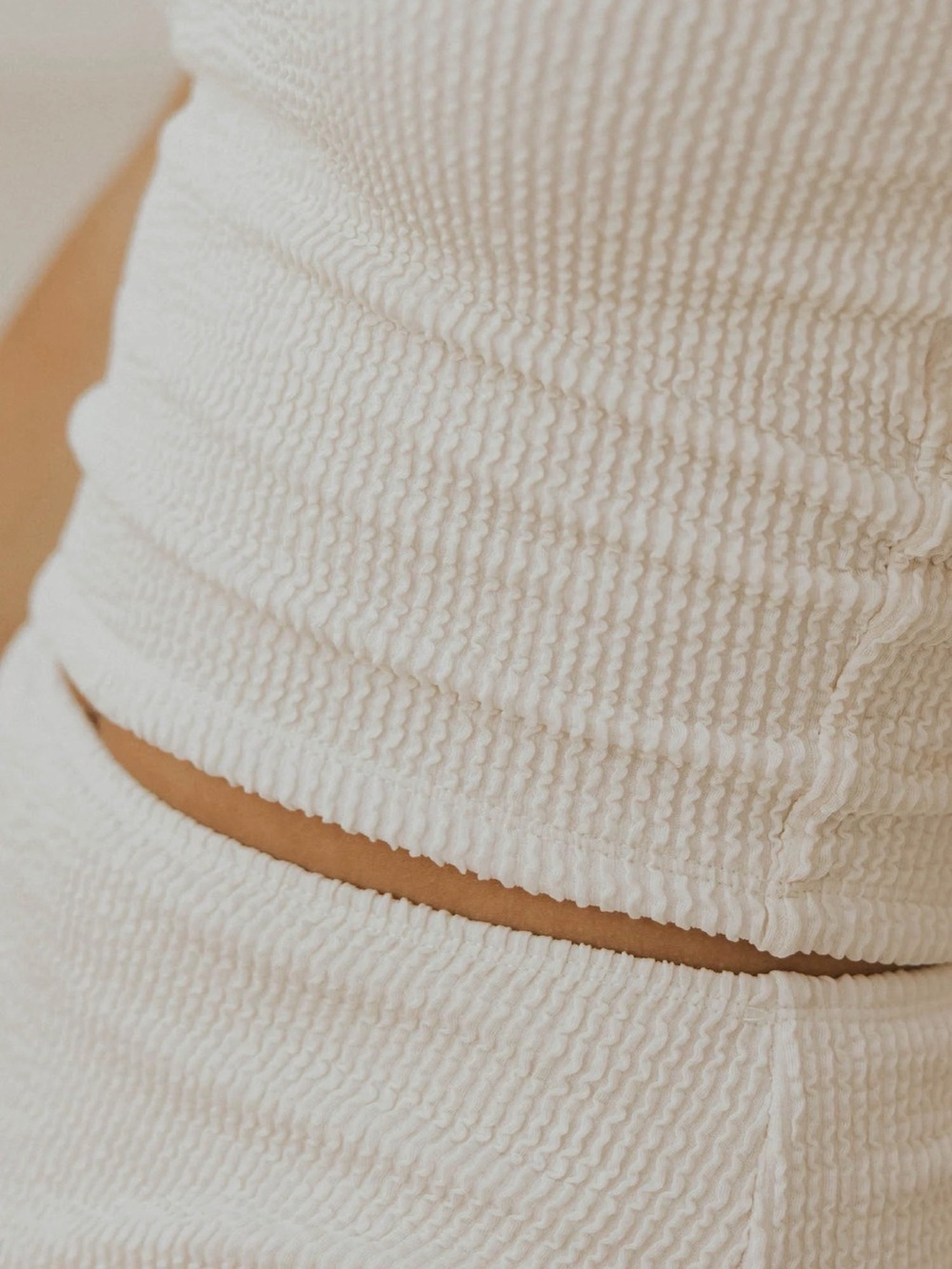 Geode Swimwear | High Tide White Crinkle Textured Two-Piece Suit - Picture 3 of 11